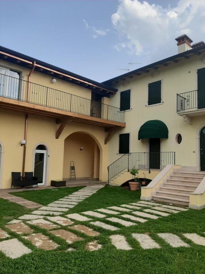 Villa Benvenuto Костермано Екстериор снимка